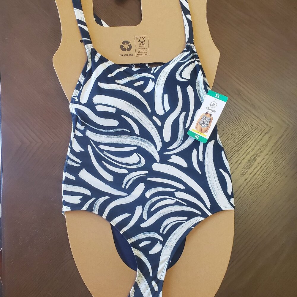 Hurley bathing suit Women's size XL